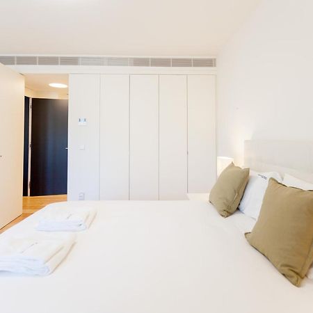 FLH Praça Comércio Artistic Flat with Balcony Lisbona Esterno foto