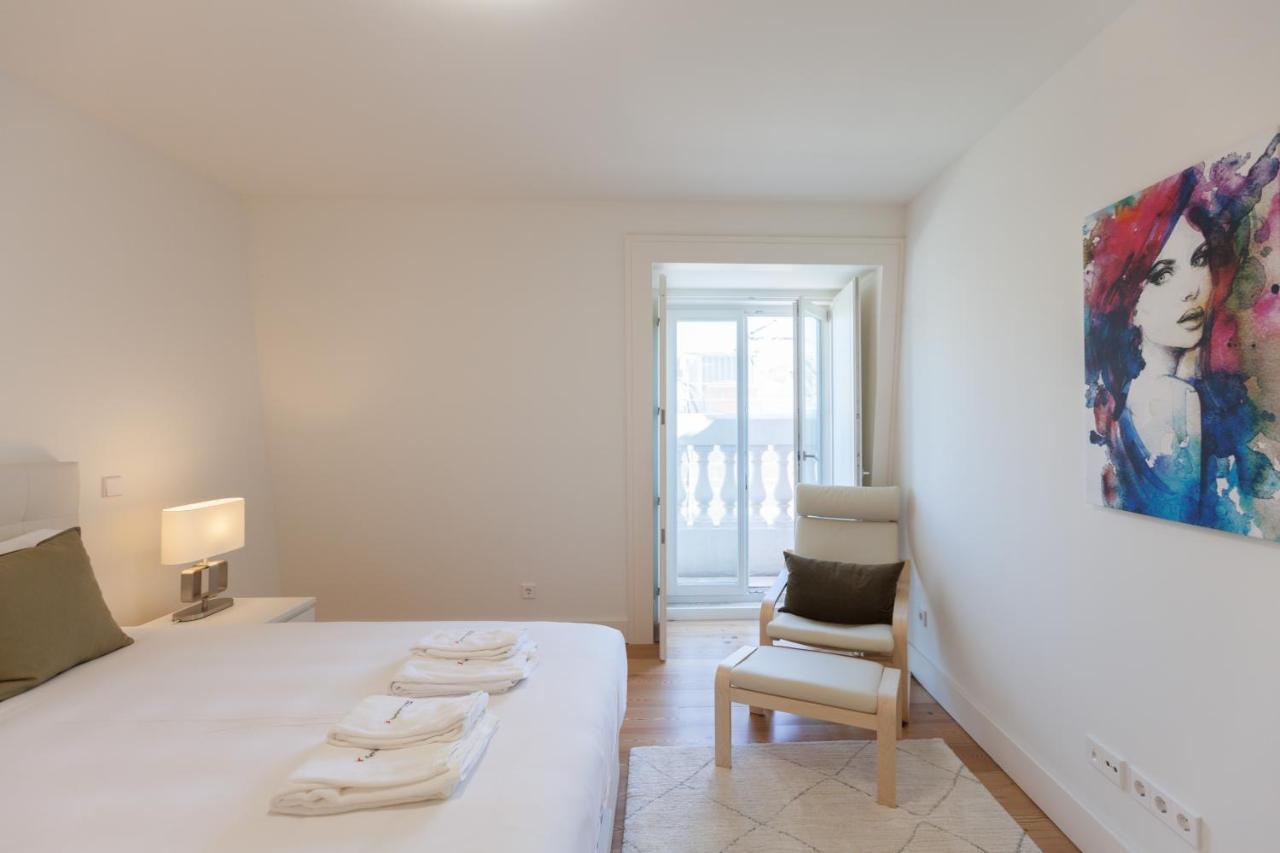 FLH Praça Comércio Artistic Flat with Balcony Lisbona Esterno foto